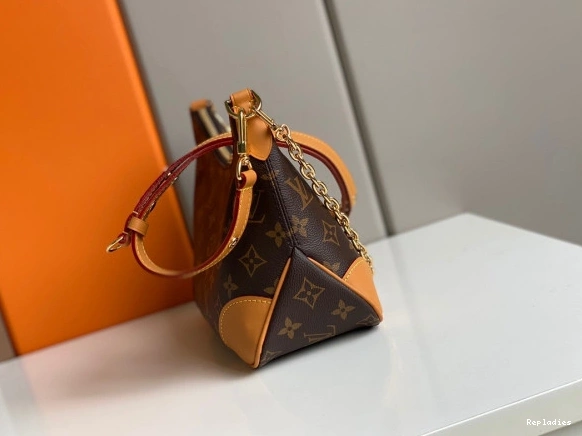 Cheap LOUIS VUITTON ODEON 0823